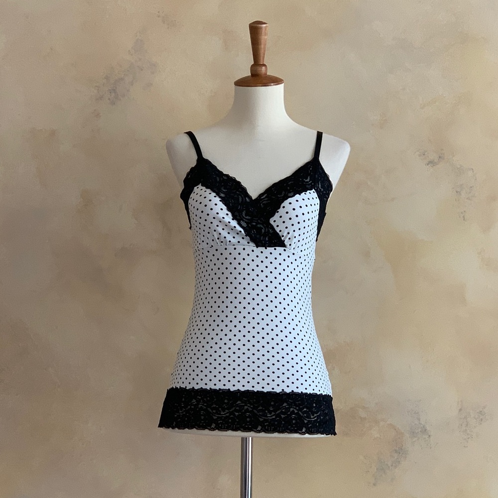 🍁 White House Black Market Camisole